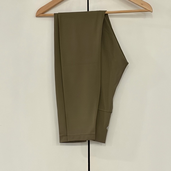 lululemon athletica Pants - Lululemon Original Wunder Under Sage Green Leggings